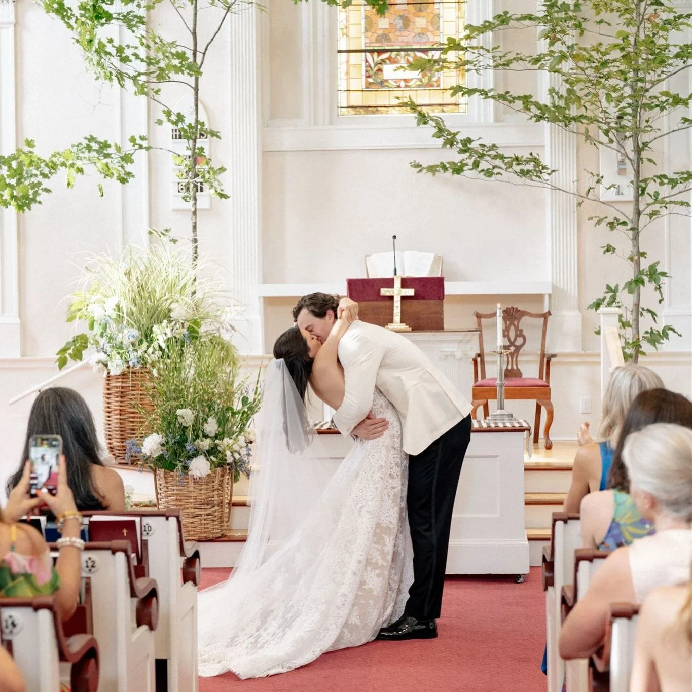 When a wedding is this effortlessy beautiful, the couple is this sweet &amp; the photogrpaher has the most keen eye, you want to share every photo. 🤍

Liza &amp; Willis &bull; Part 1 &bull; July 12, 2025 &bull; 

Planning and Design: @bethburruswedd