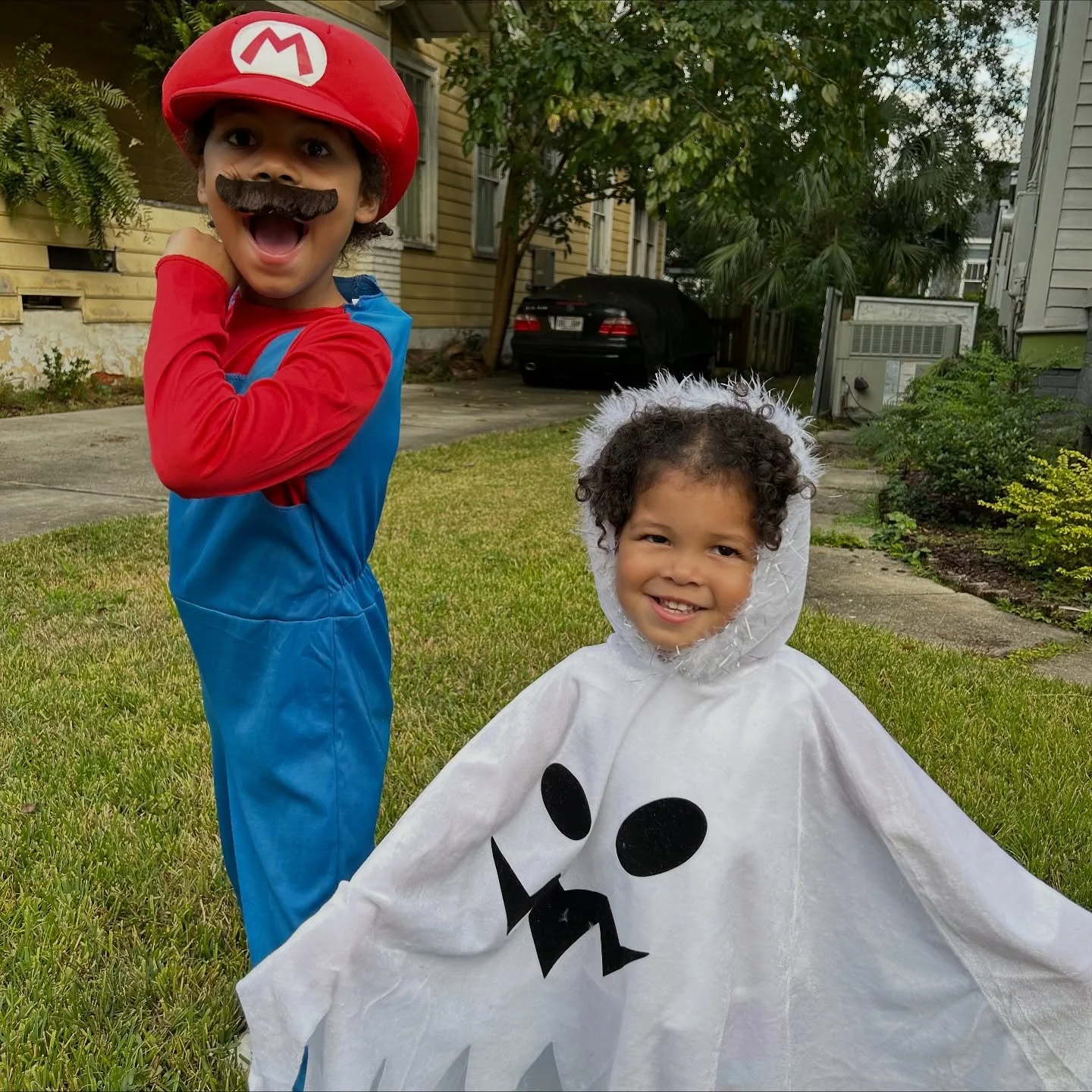 HAPPY HALLOWEEN from The Tidwell family to yours! Drop your Halloween pics (PAST &amp; PRESENT) in the comments below! #halloween #TheTidwellTeam #KWMobile