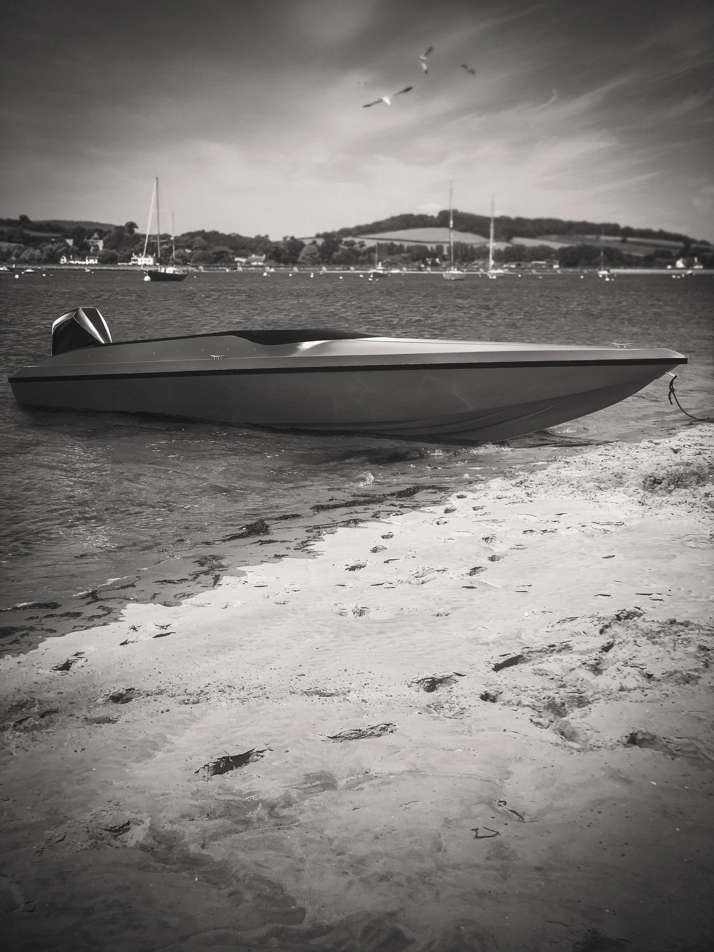 Grey6_Comp-Beach-Vignett-BW.jpg