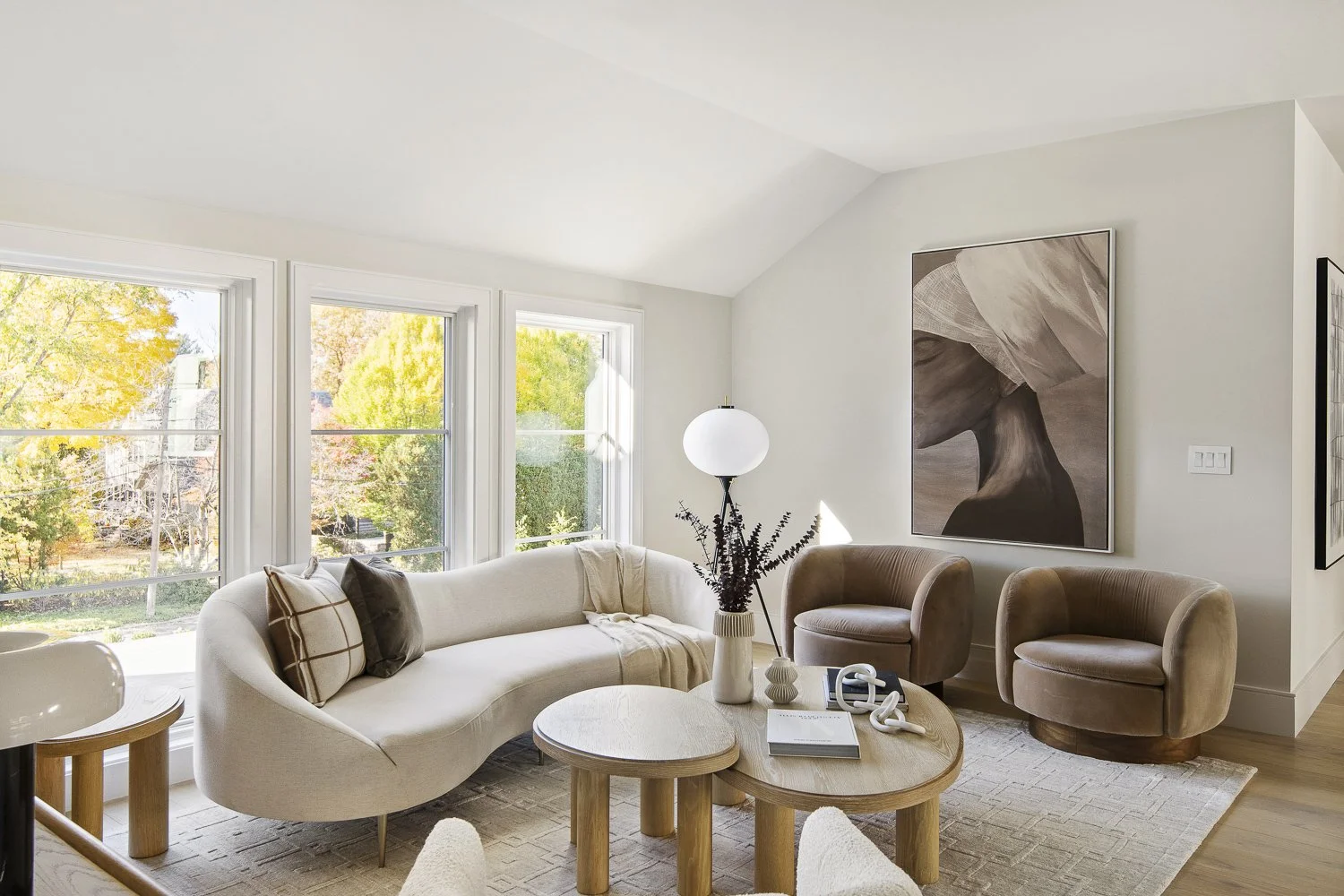 sitting area photo