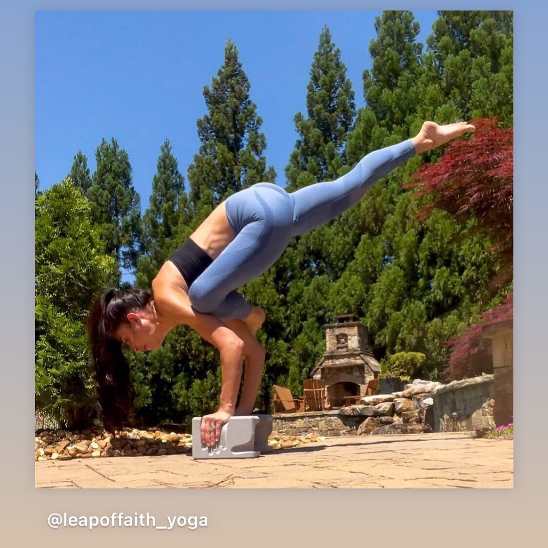 Another beautiful use of Wrist Buddy blocks by @leapoffaith_yoga !!🥰