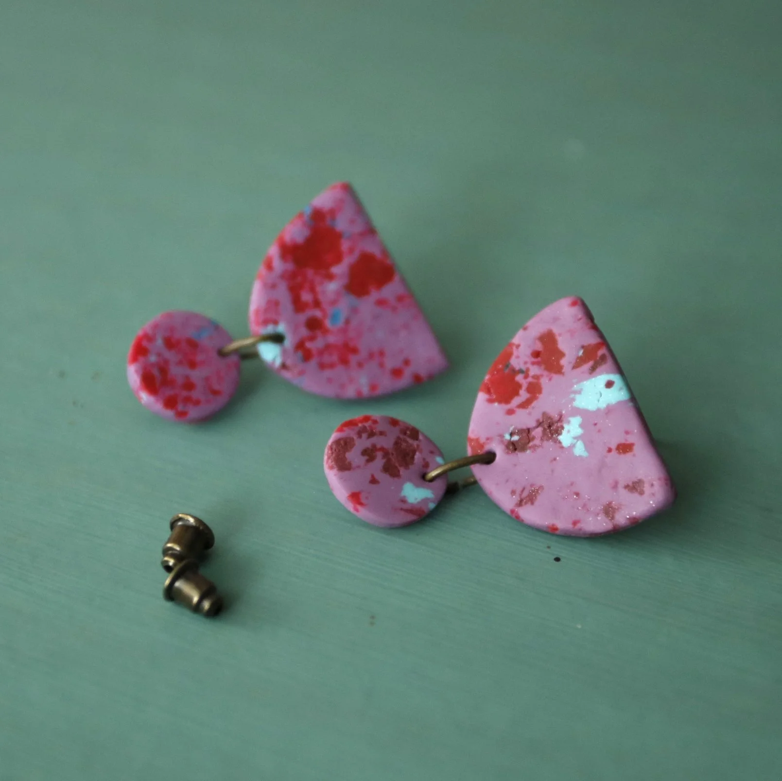 bold shapes drop earrings