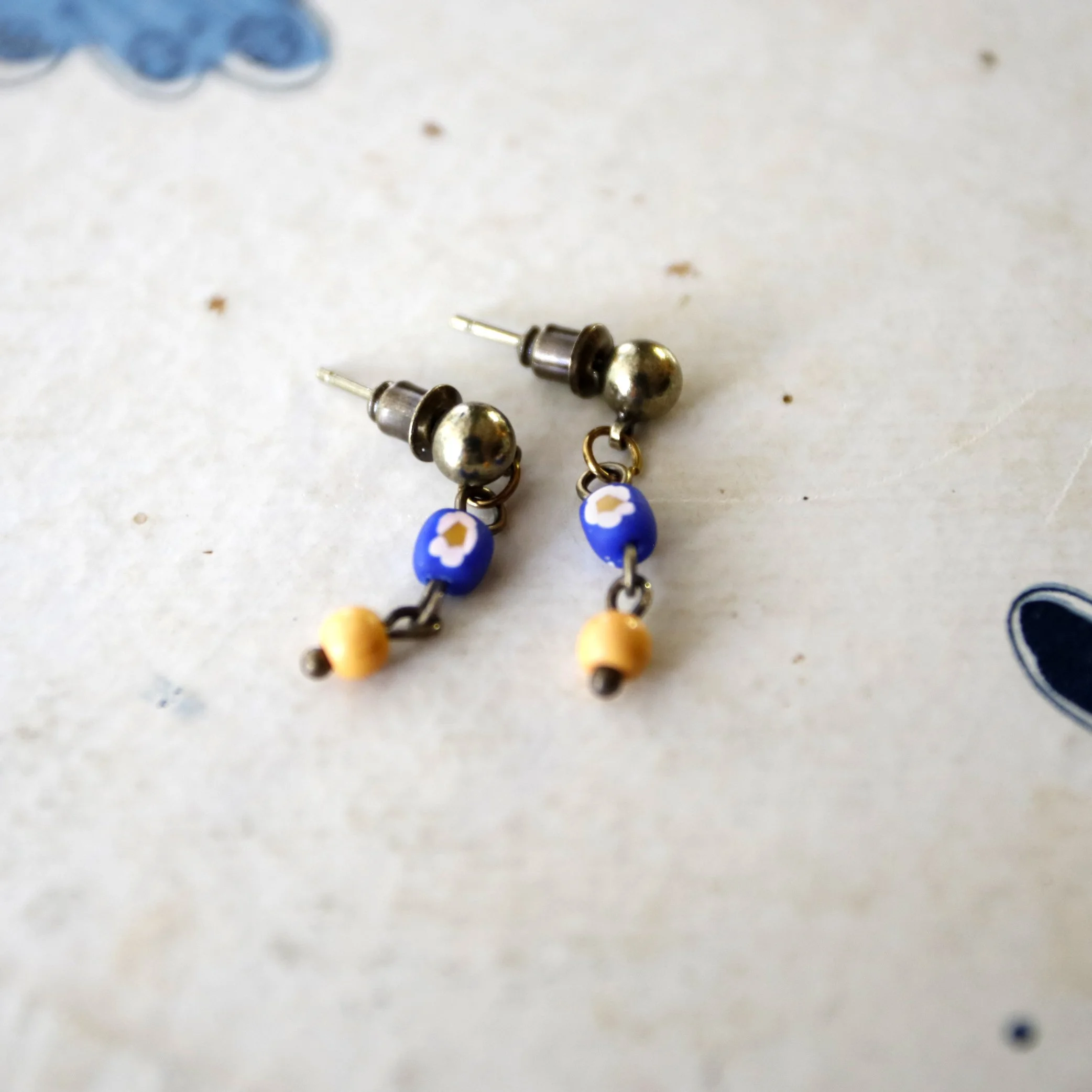 dangly earrings with cute flowers