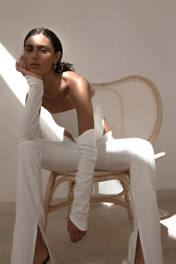 15-elena-urdiales-main-book.jpg