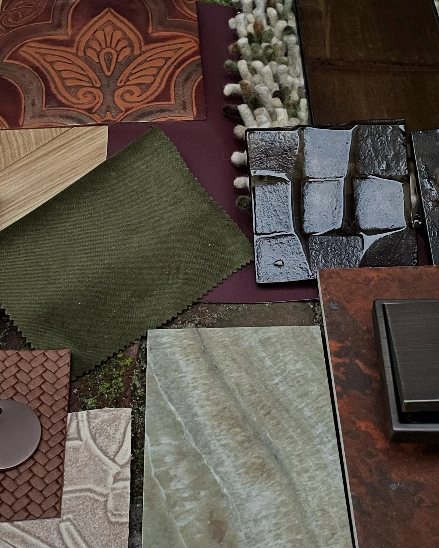 Some sample pictures of a sample board shoot 

#materialboard #interiordesign #sampleboard #inprogress #sneakpeek