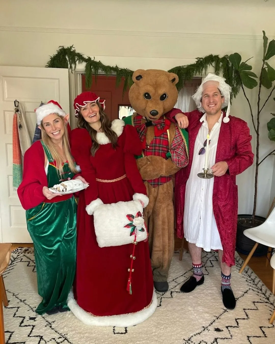 2025 🎄🦌🎁☃🕯 Wrapped: Holiday parties, engagement reception, Harrisonburg VA hometown visit

Huge thanks friends, elves, &amp; 🐻s who filled our home with dancing, music, &amp; love.

Joni&rsquo;s spread in the spectacular 45 plant native nursery 