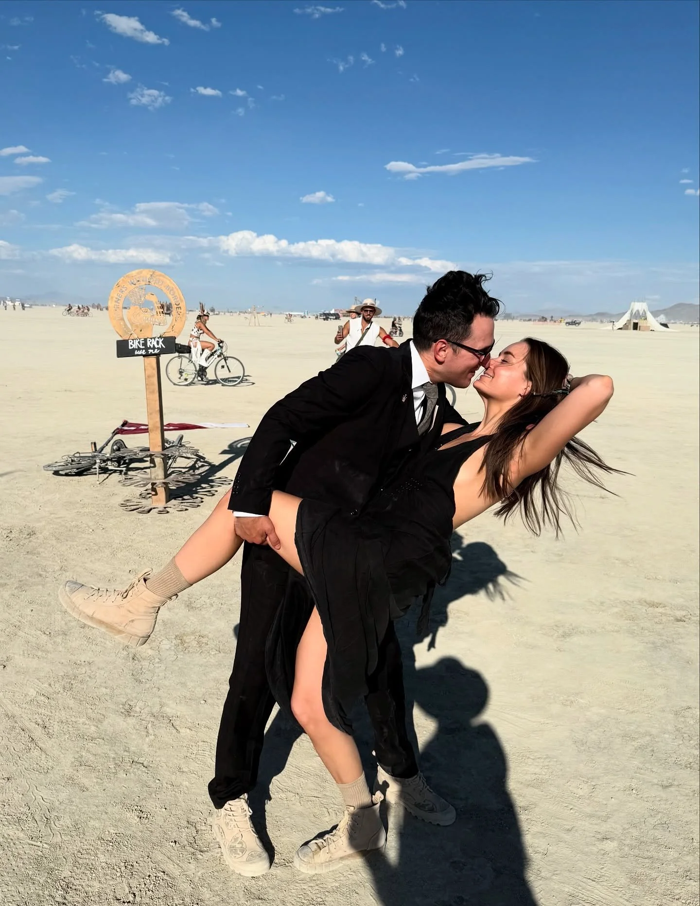 The art, dancing, &amp; food 🤌 ❤️&zwj;🔥@burnerswithoutborders 🫶