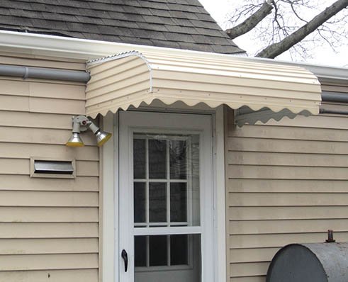 metal-awning-are-Durable-and-Rust-Resistant.jpg