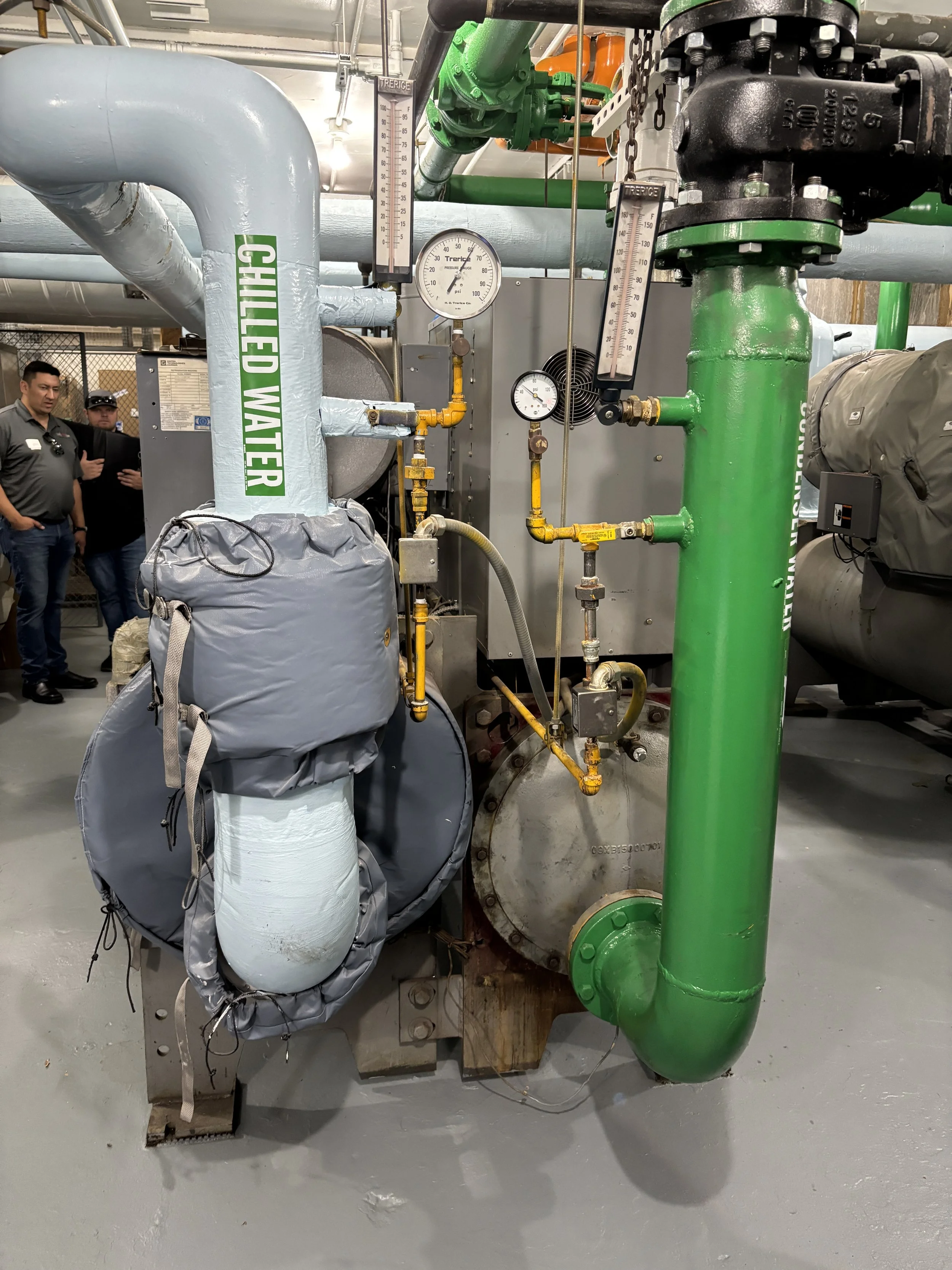 Autumn Construction MWRD Main Office Chiller Replacement (3).JPG