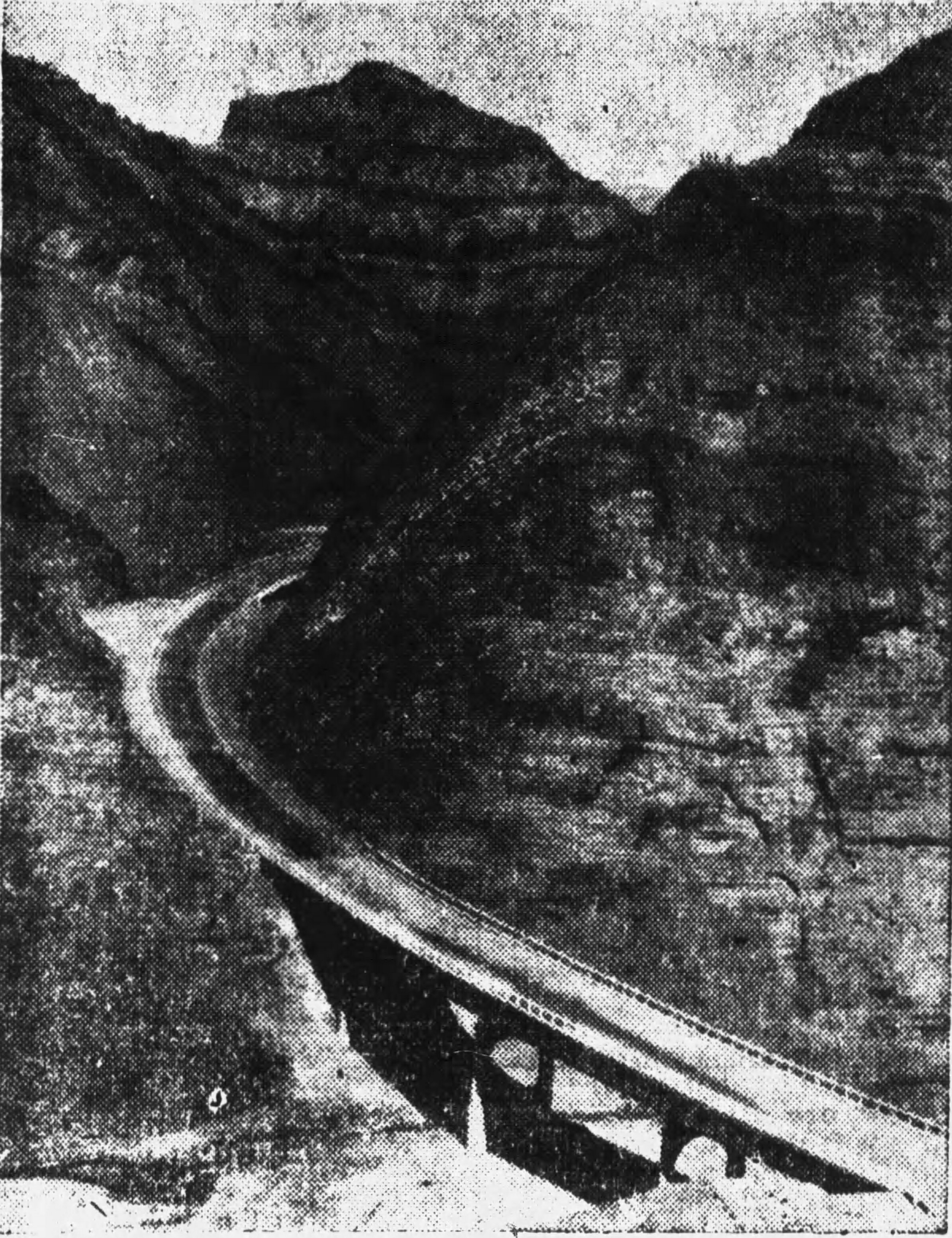  Piru Creek Gorge  1933 Oakland Tribune Archive 