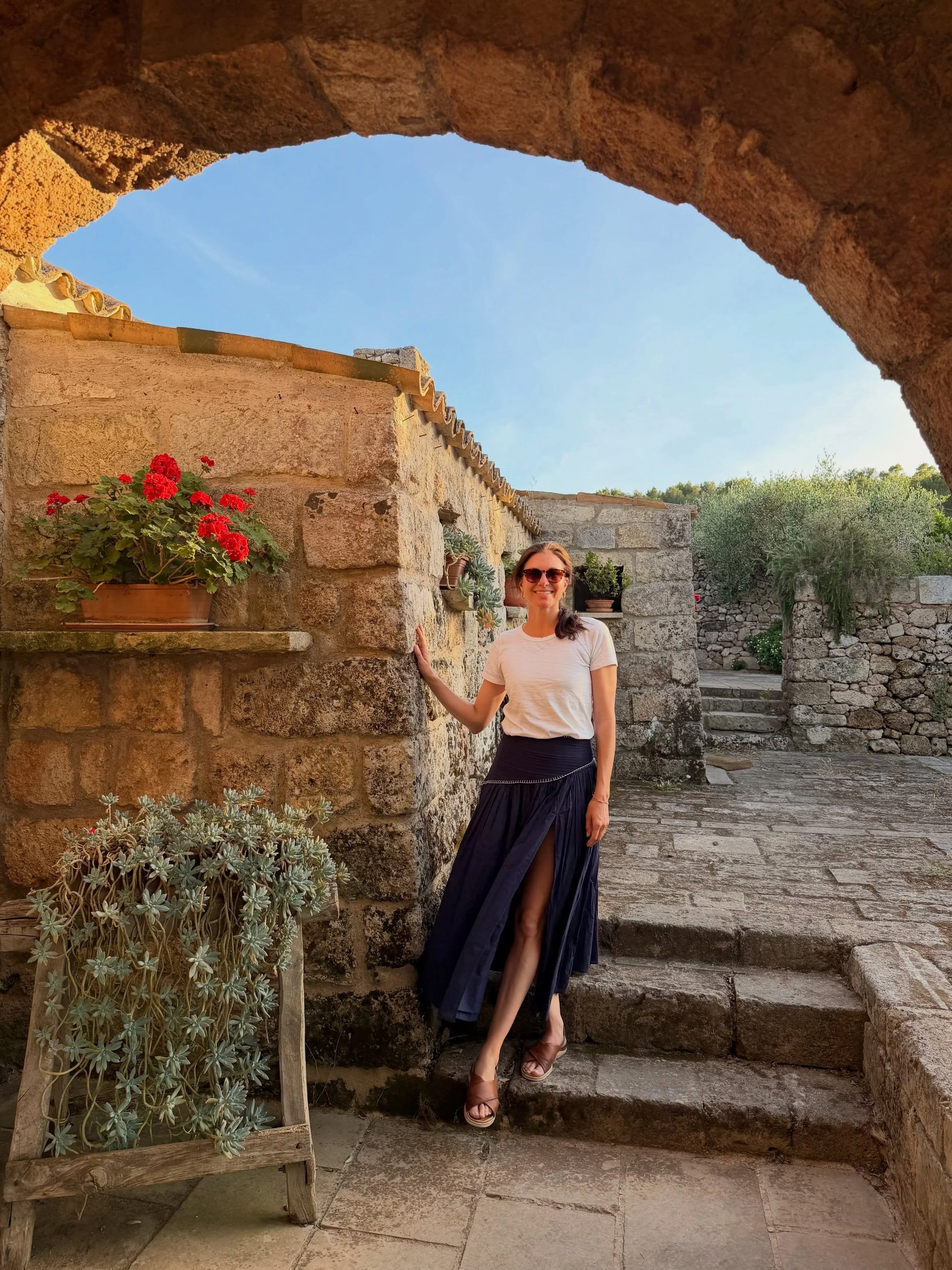 Our inaugural small group trip to Puglia was an absolute dream in every single way, from our guests, to our beautiful masseria, the food, ceramics, antiquing, artisans, weather. Absolute dream. Here are a few favorite snaps of the food, sights and cr