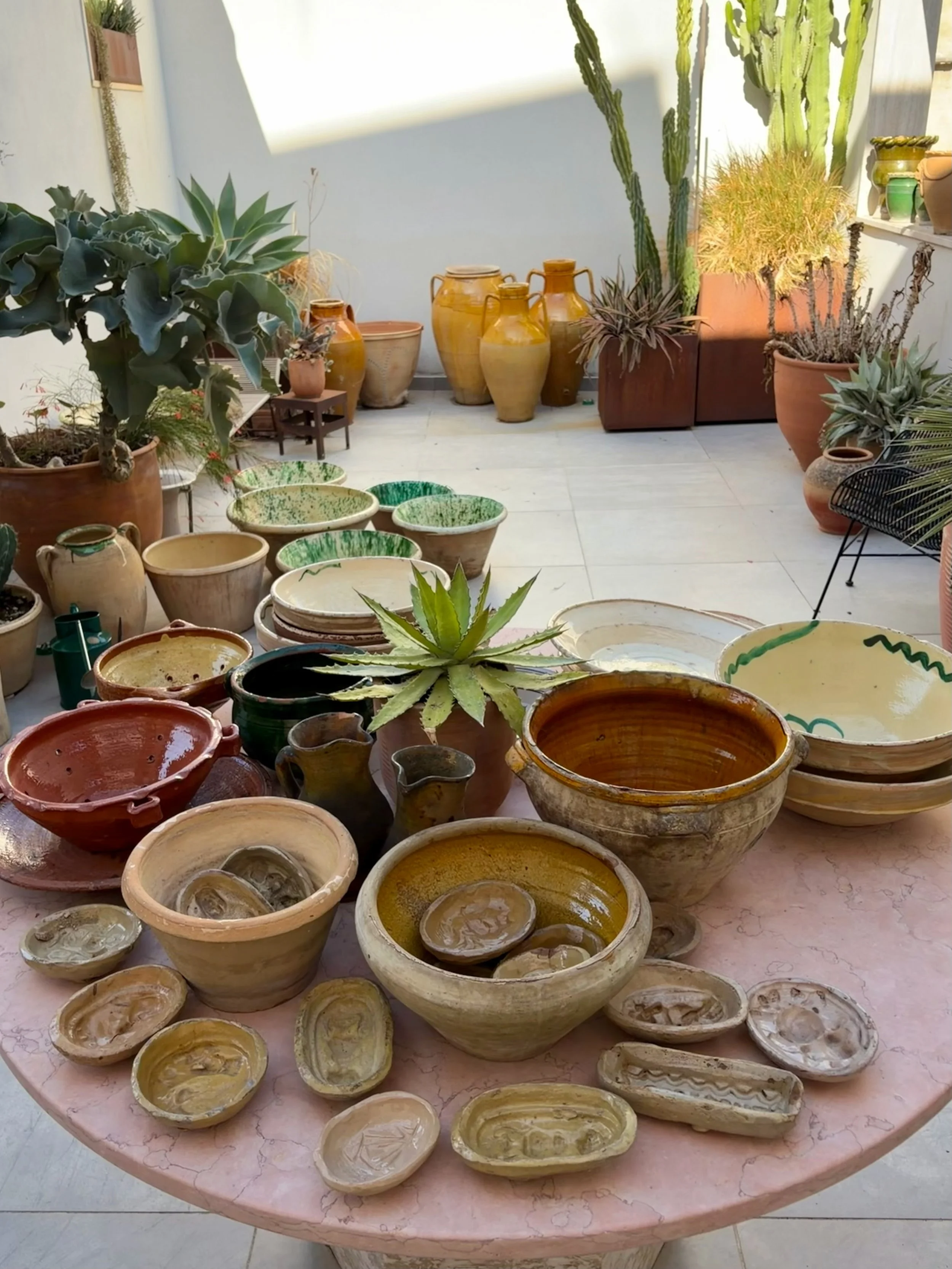 Beauty upon beauty here in Puglia: olive groves, crumbling masserias, white limestone villages, and communities keeping age-old artisanal traditions alive. 

Our trips are intentionally crafted to highlight the rich artisan heritage of the region and