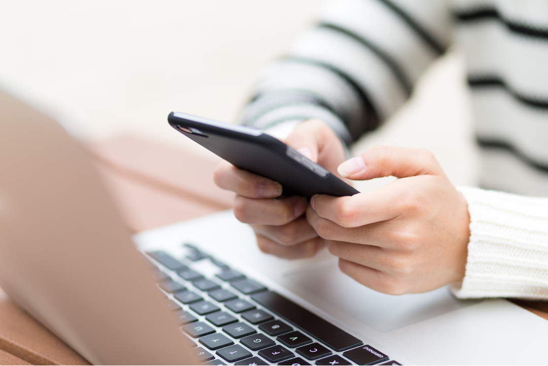 The Text Every Woman Deserves to Receive on Day One