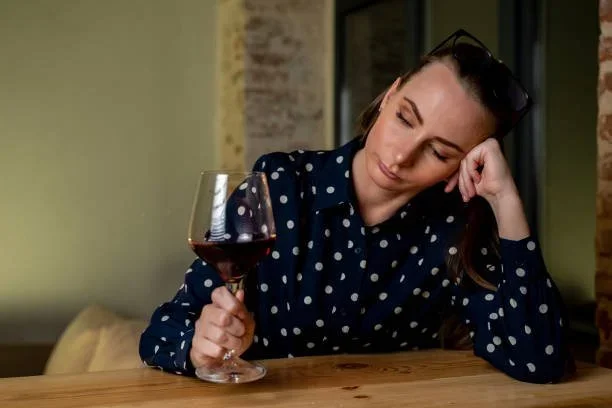 Why Comparing Your Drinking to Others Doesn’t Actually Help