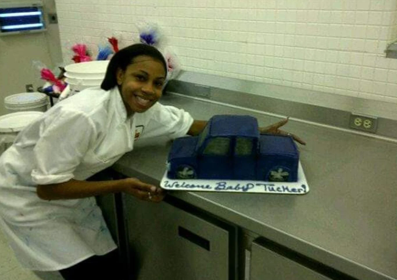 About Nicole England — The OKC Cake Lady