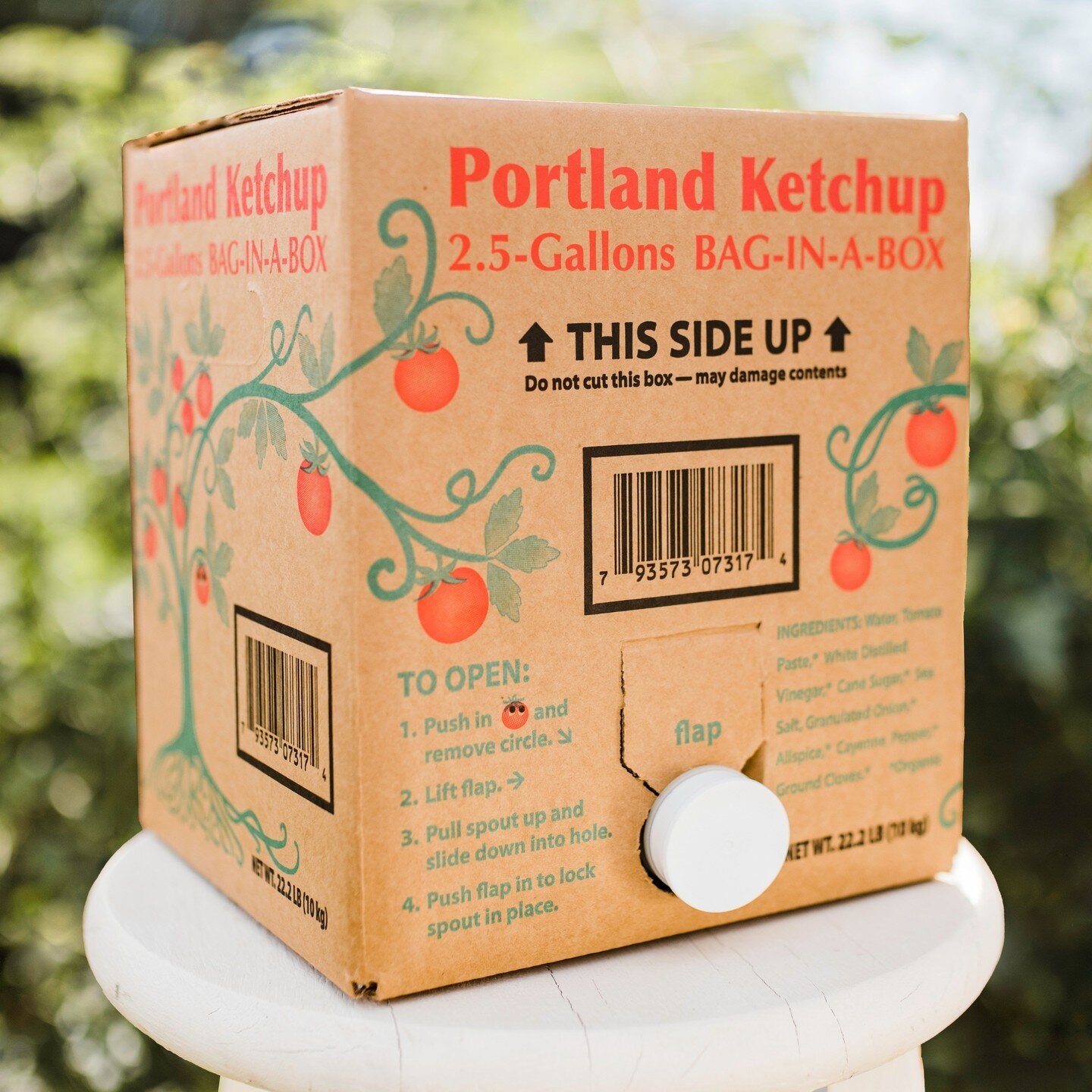 Find our 2.5 Gallon Bulk option at Chef Stores by US Foods. Wether you need for your restaurant or for your home, our beautifully drawn package in this bulk setting offers a great value and environmentally responsible as well 🌎️⁠
.⁠
.⁠
Go Bib or Go 