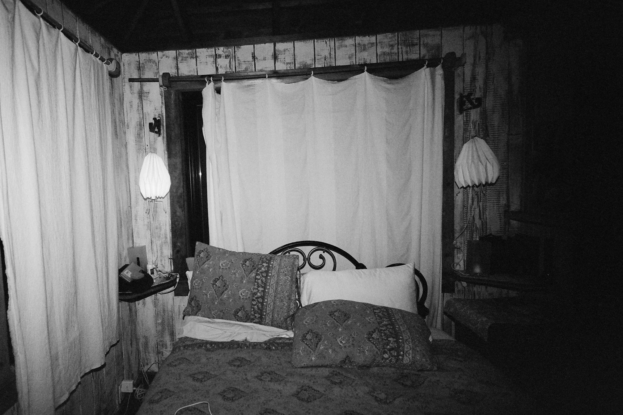 fi-bw-65.jpg