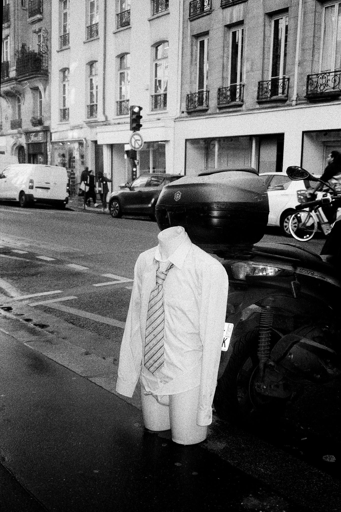 paris-bw-4.jpg