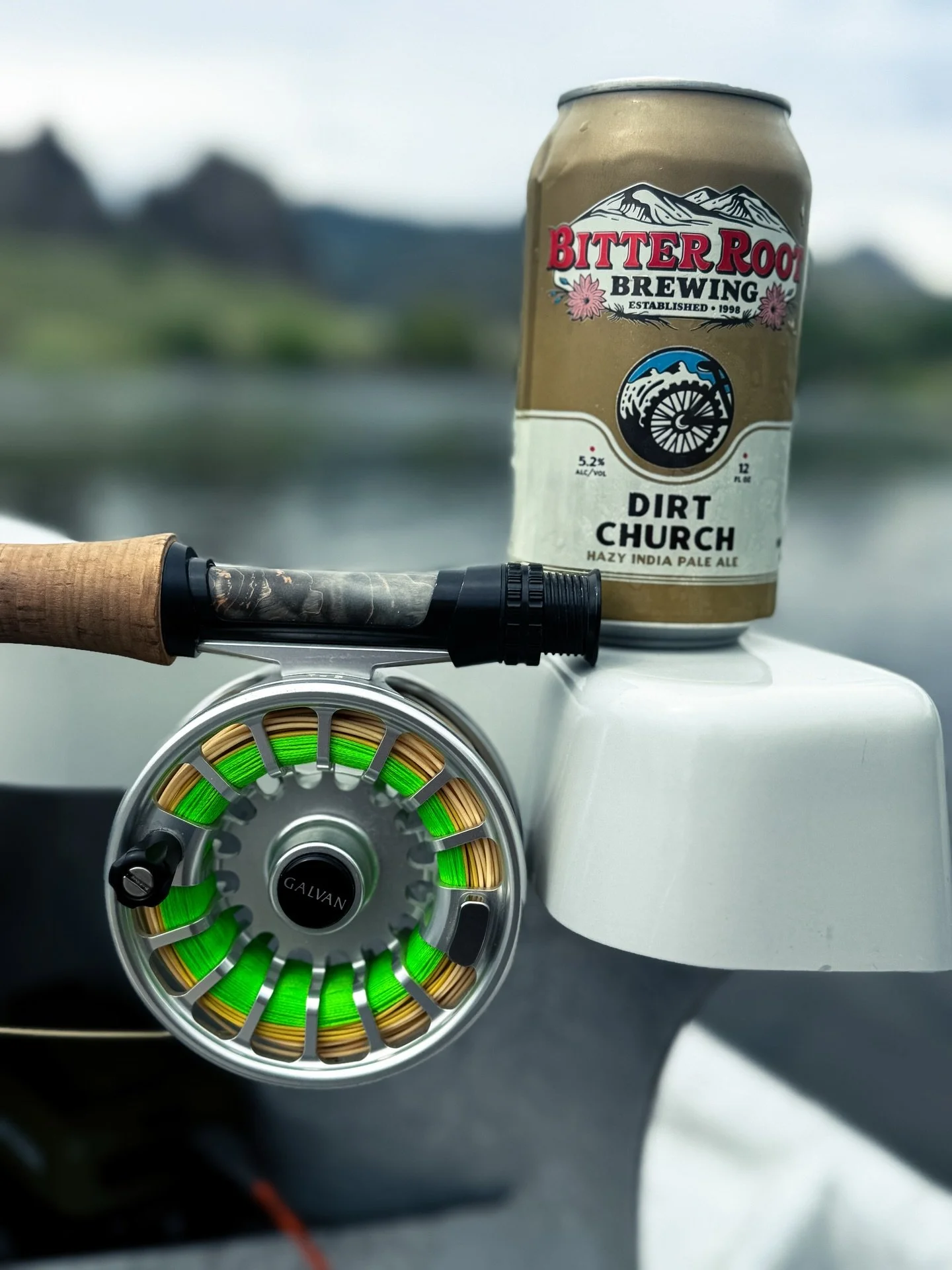 We hope your weekend looks a little something like this. 
.
.
.
#fizishin #hamtownsfinest #montanacraftbeer #drinklocal