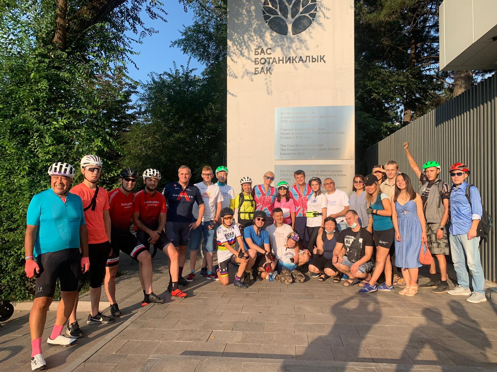 Luke & Kate along with their cycling crew ready to go for B2B Challenge Part II in Kazakhstan