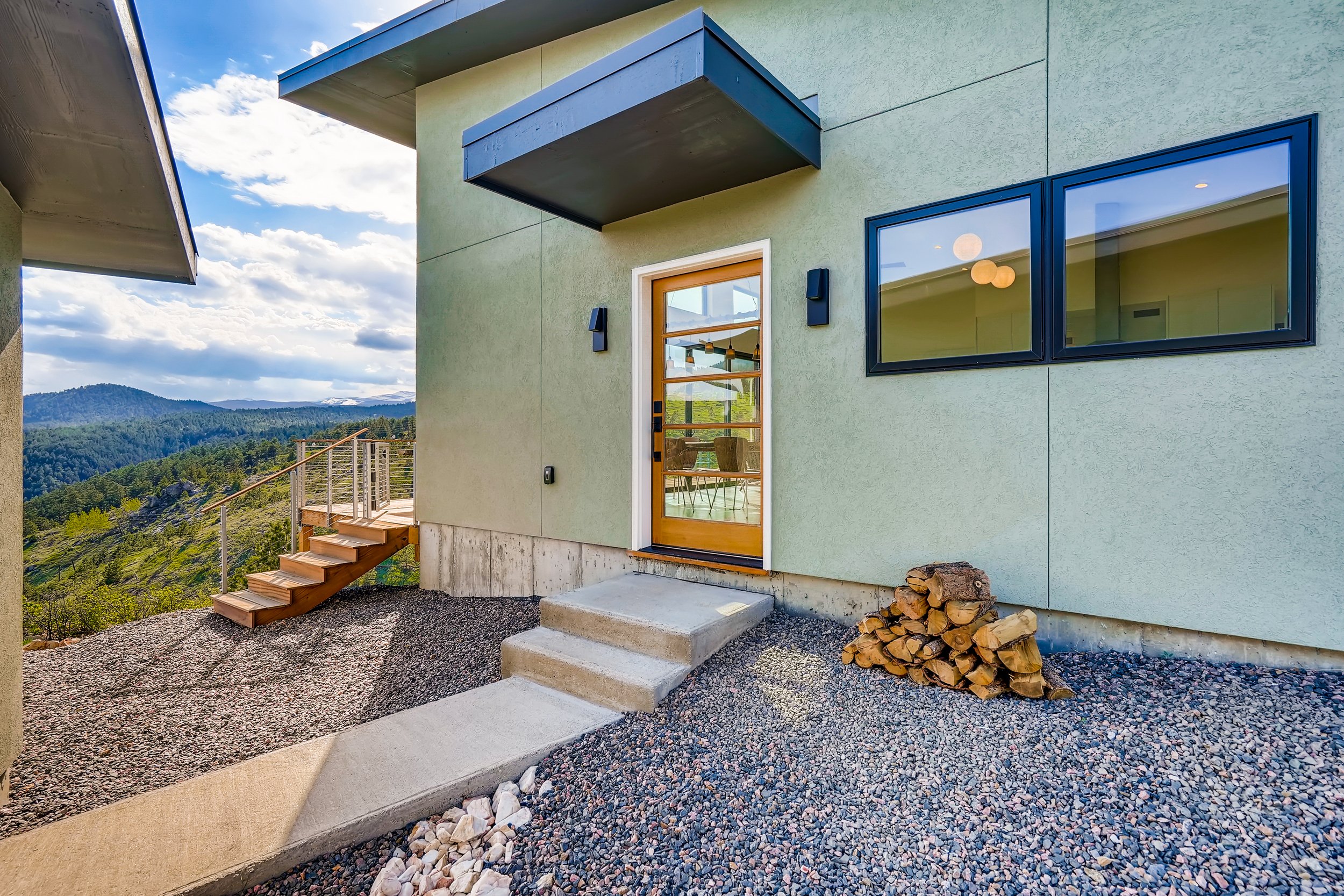 04 Exterior Front Entry.jpg