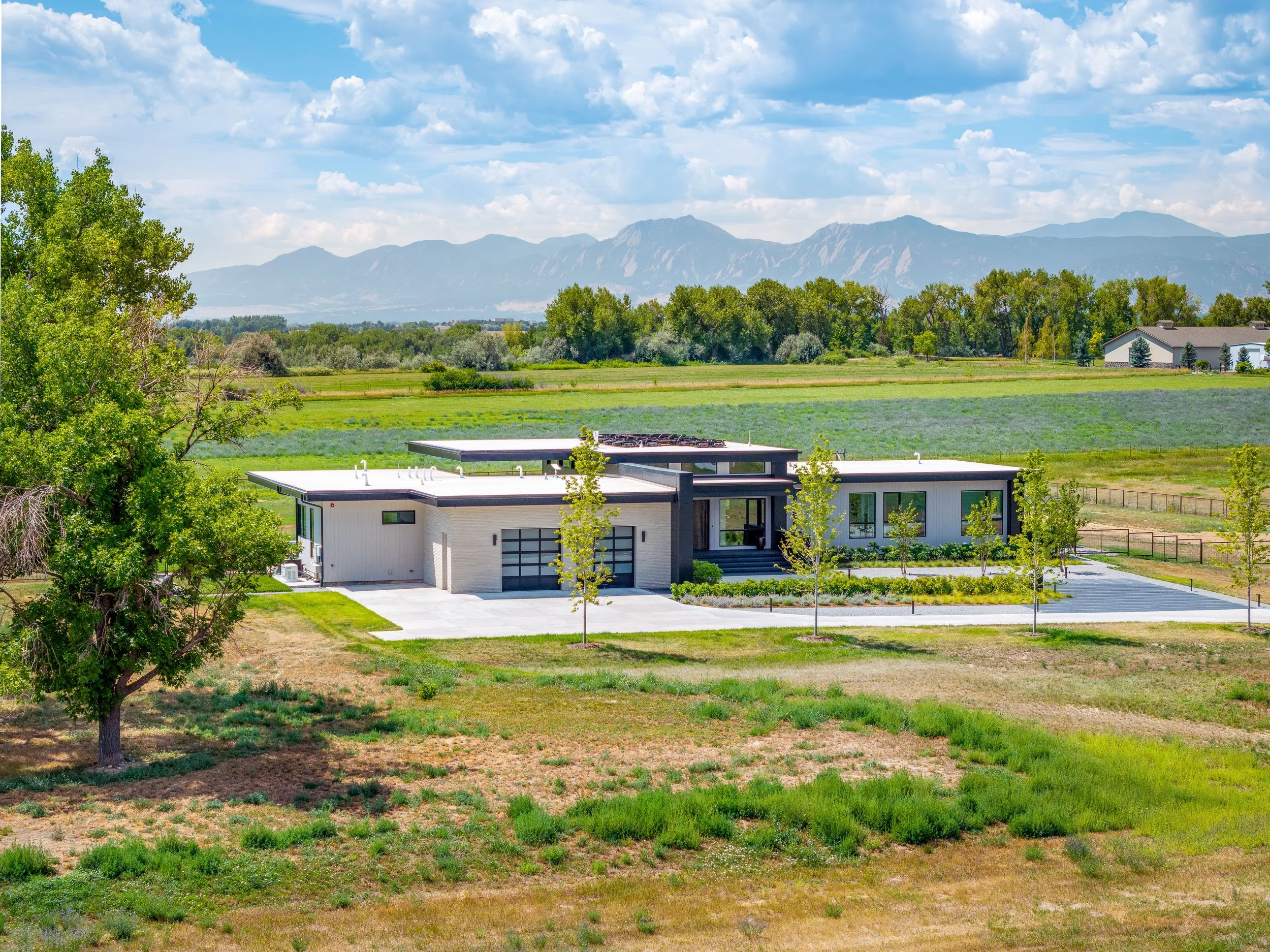 Look at that Flatirons view!