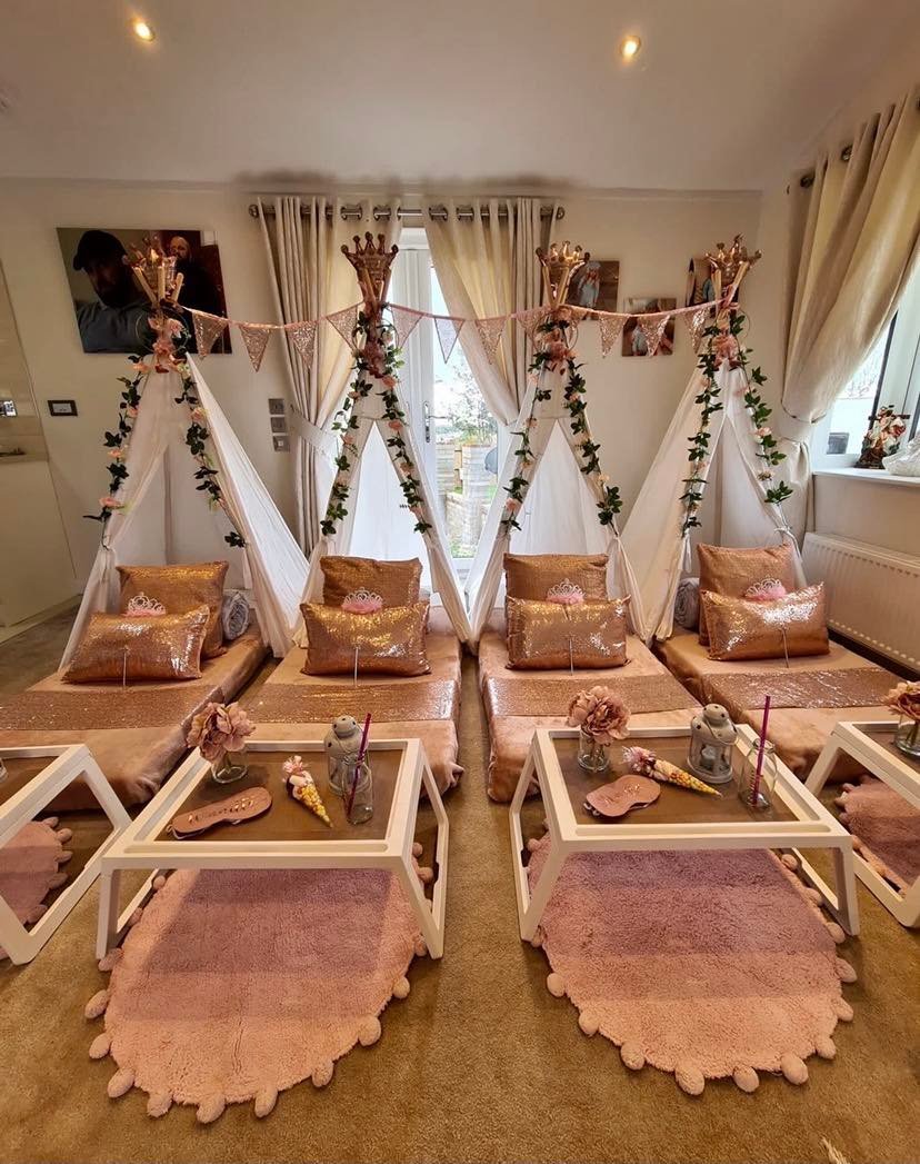 The Teepee Dreamers Company - Sleepover Party Tents in Buckinghamshire
