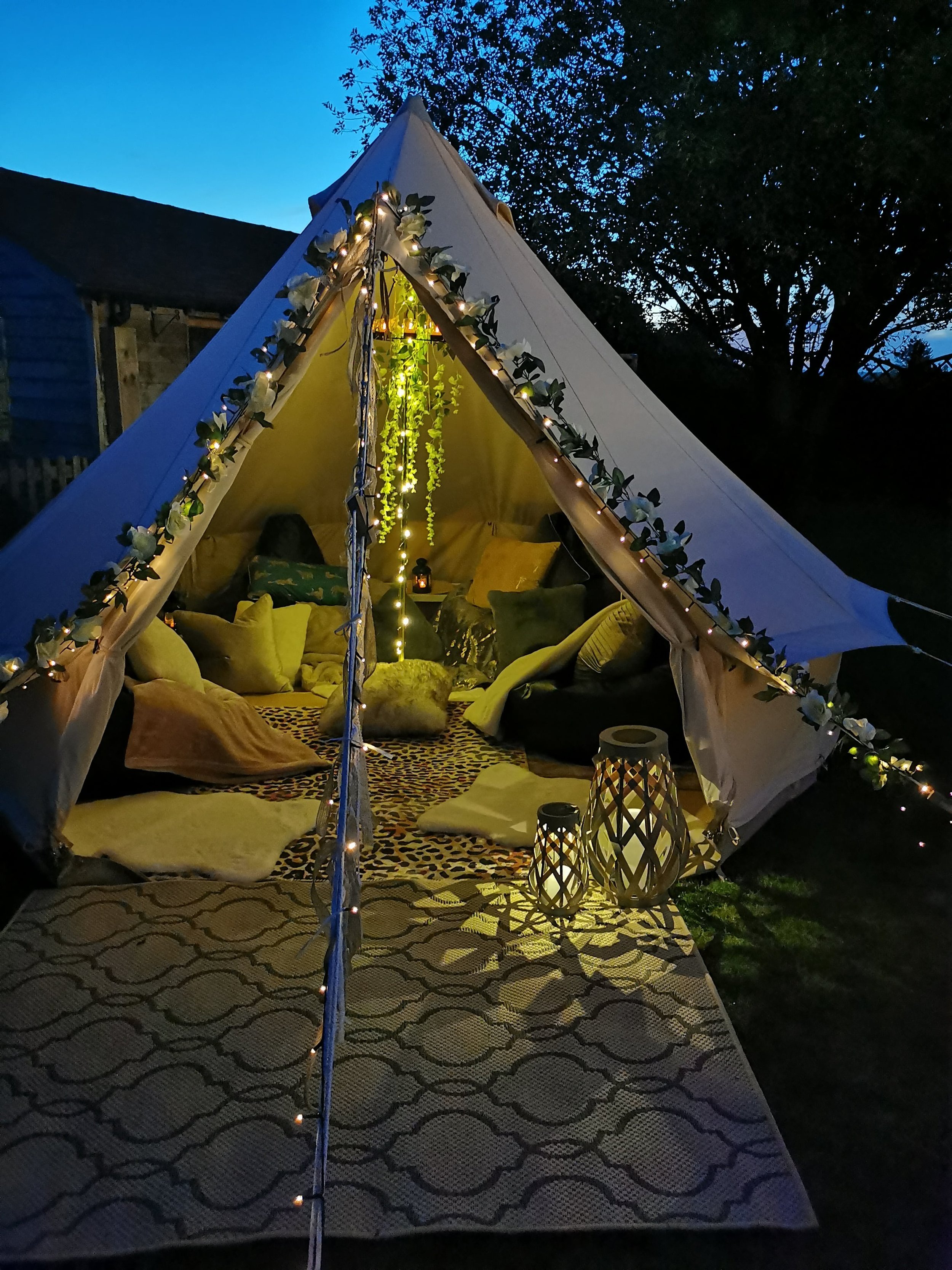 Glampees- Sleepover Party Tents in Hampshire