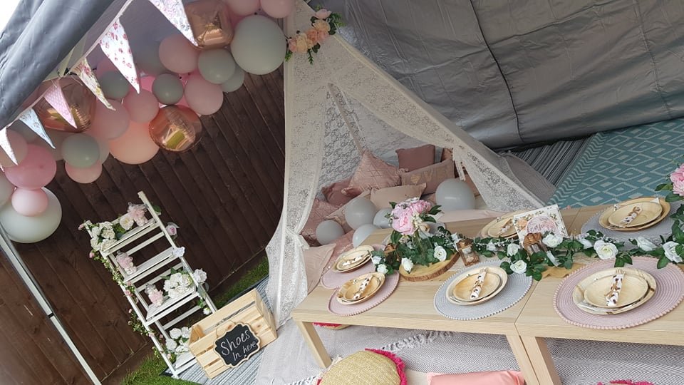 Cozy Toes Teepees - Sleepover Parties in Wiltshire