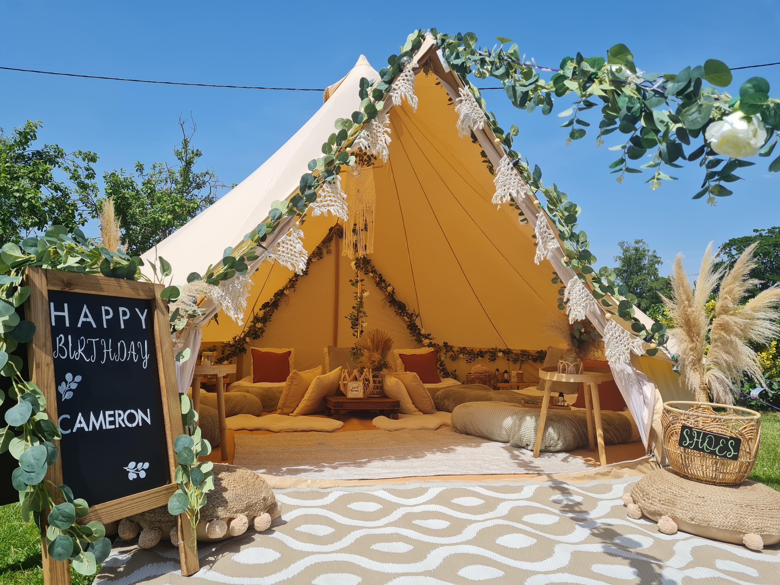 Cotswold Bell Tent Party Hire - Sleepover Party Tents in Worcestershire