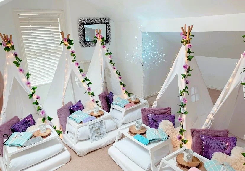 Flowers and Hearts Sleepover _ Add Magic Bespoke Events _ Teepee Parties _ Bedfordshire & Hertfordshire.jpg