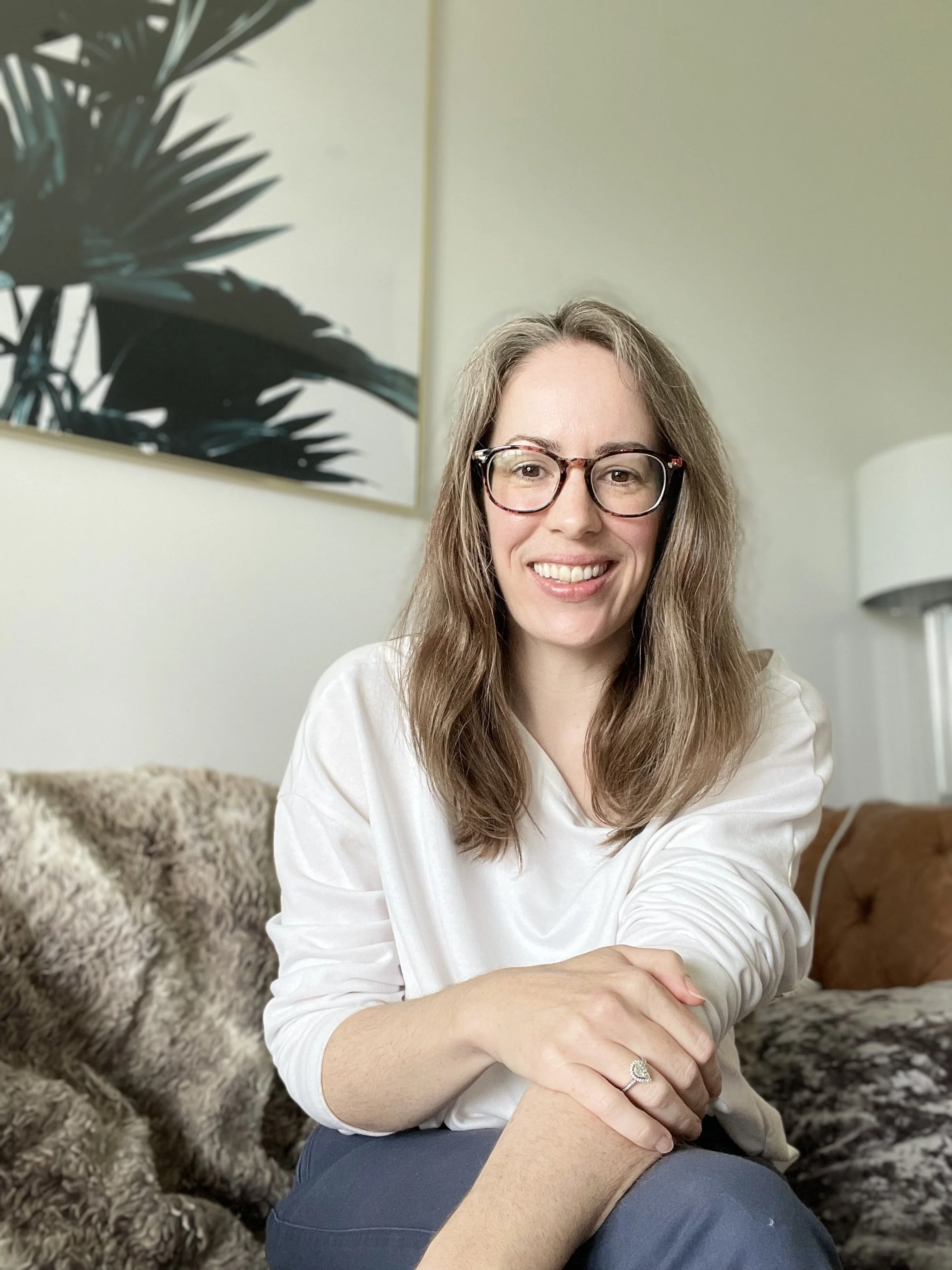 Sarah Lee Psychotherapist for Childhood Trauma Therapy, CPTSD & Emotional Neglect in Manchester and online