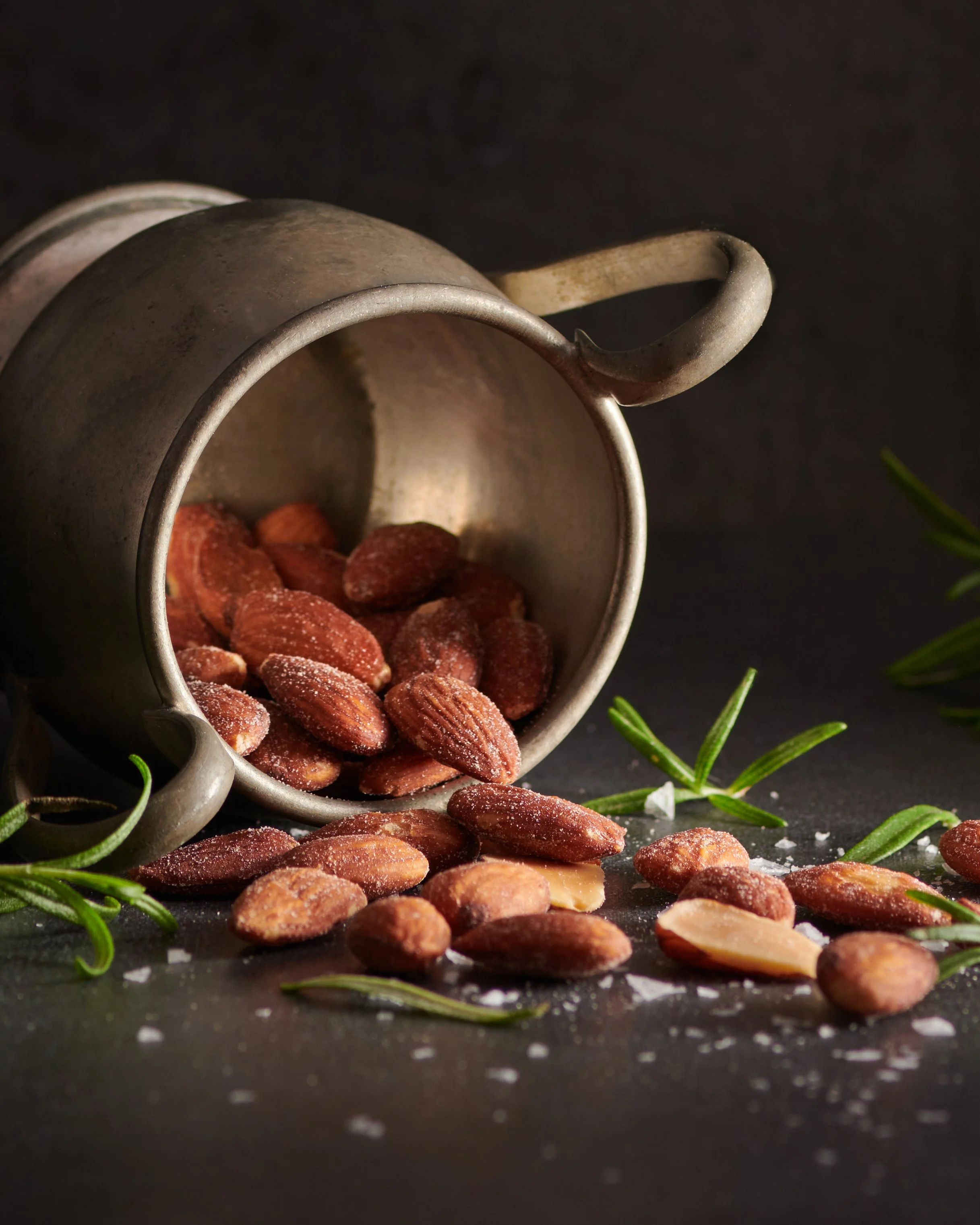 Almonds2124.jpg