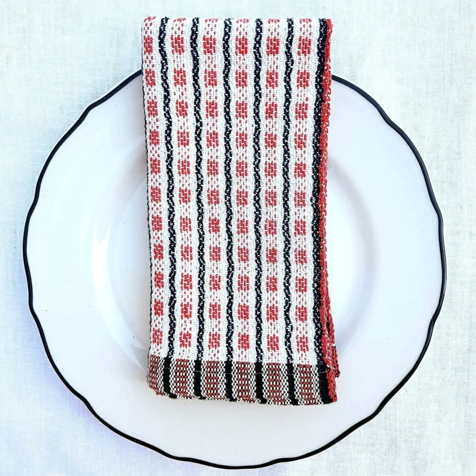 Wiggle + Stomp Napkins - Brick