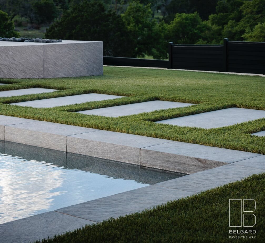 Thank you @belgardoutdoorliving for highlighting our work! 

Check out the way the porcelain turns the corner and goes from being coping to being waterline tile. Perfect application for a clean and modern look. 

#CustomPoolBuilder #CustomPools #Cent