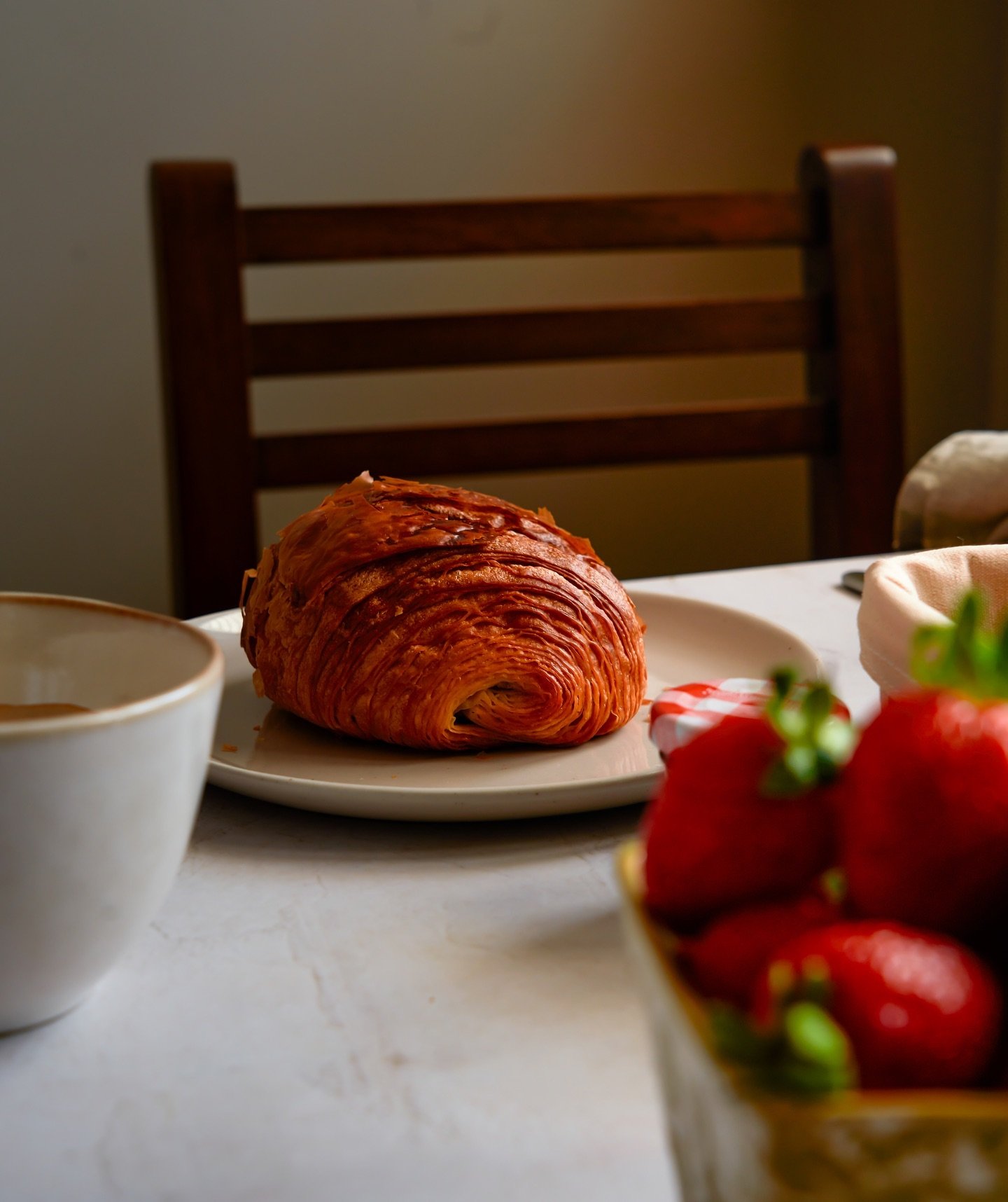 Enjoying a quiet moment before the chaos of the day starts. The perfect buttery, flaky croissant always hits the perfect note. ☕️

My entry for the @foodartproject Brown challenge 
Day One- &lsquo;Hero the colour Brown&rsquo; with @bealubas . No one 