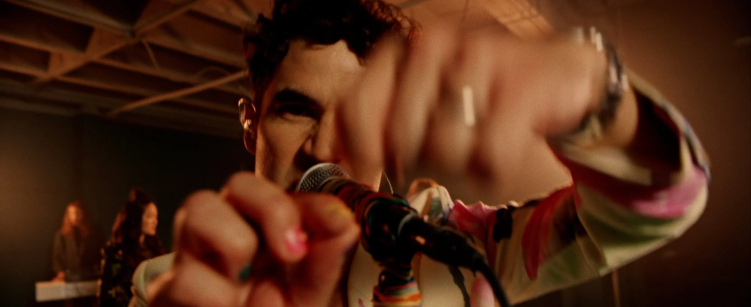 Darren Criss - Runnin' Around