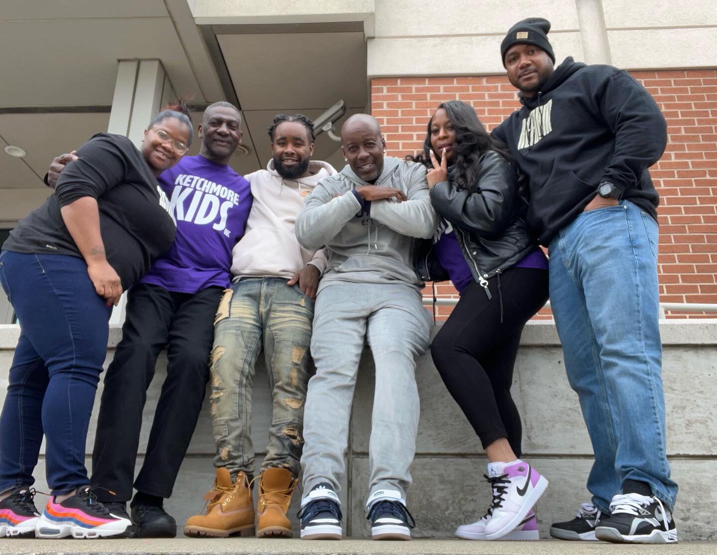 Working to break the grip that the criminal justice system has on generations of families‼️ 

Our Program Manager, @iamtroyketchmore ,his father, and his son, talked to the young people inside the Newport News Juvenile Detention Center about what hap