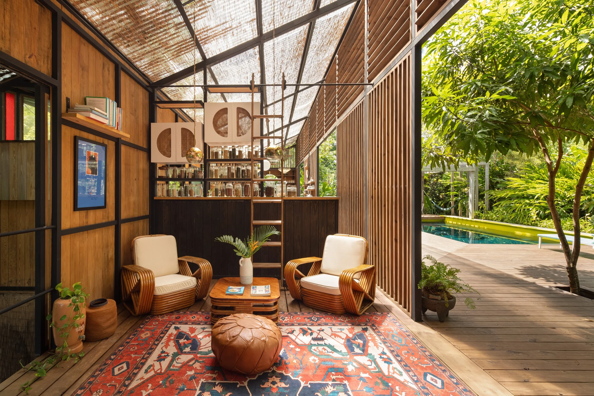 communal seating area.jpg