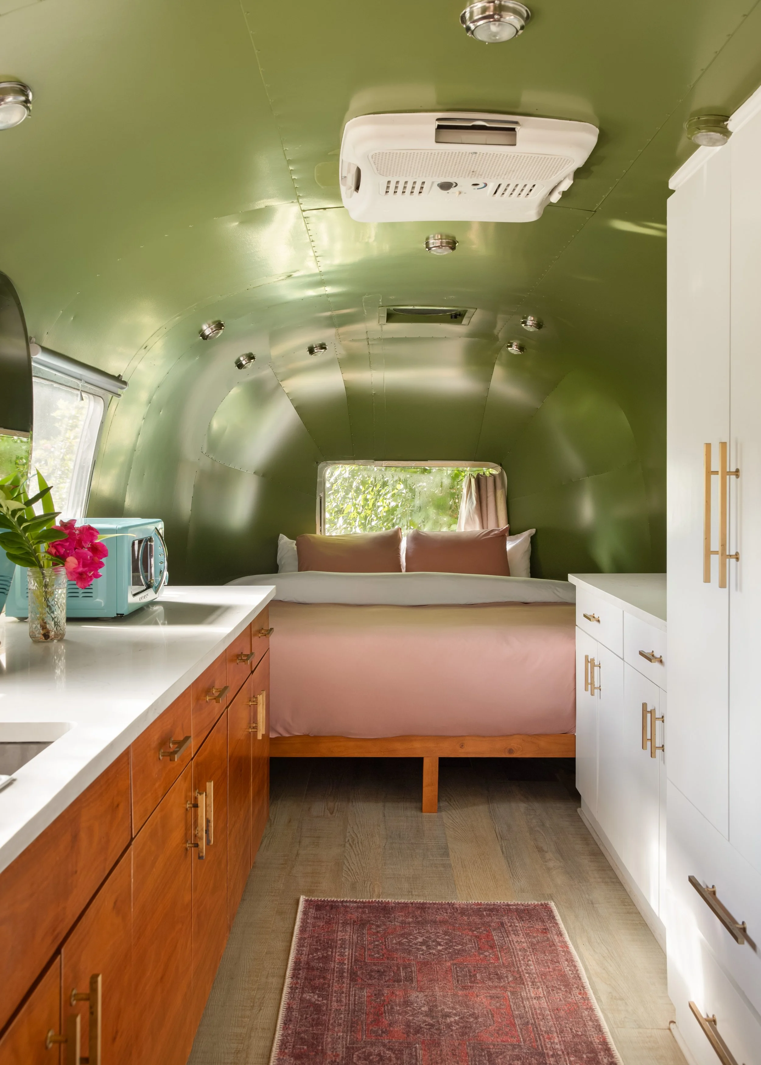 airstream2.jpg