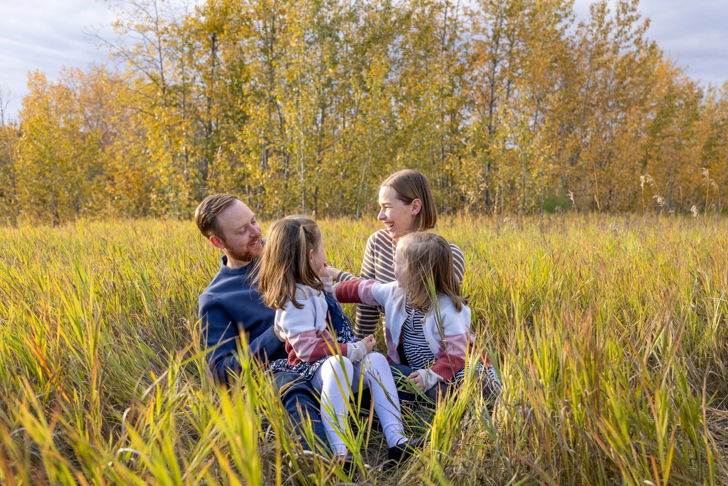 Fun and Relaxed Edmonton Alberta Family Photographer