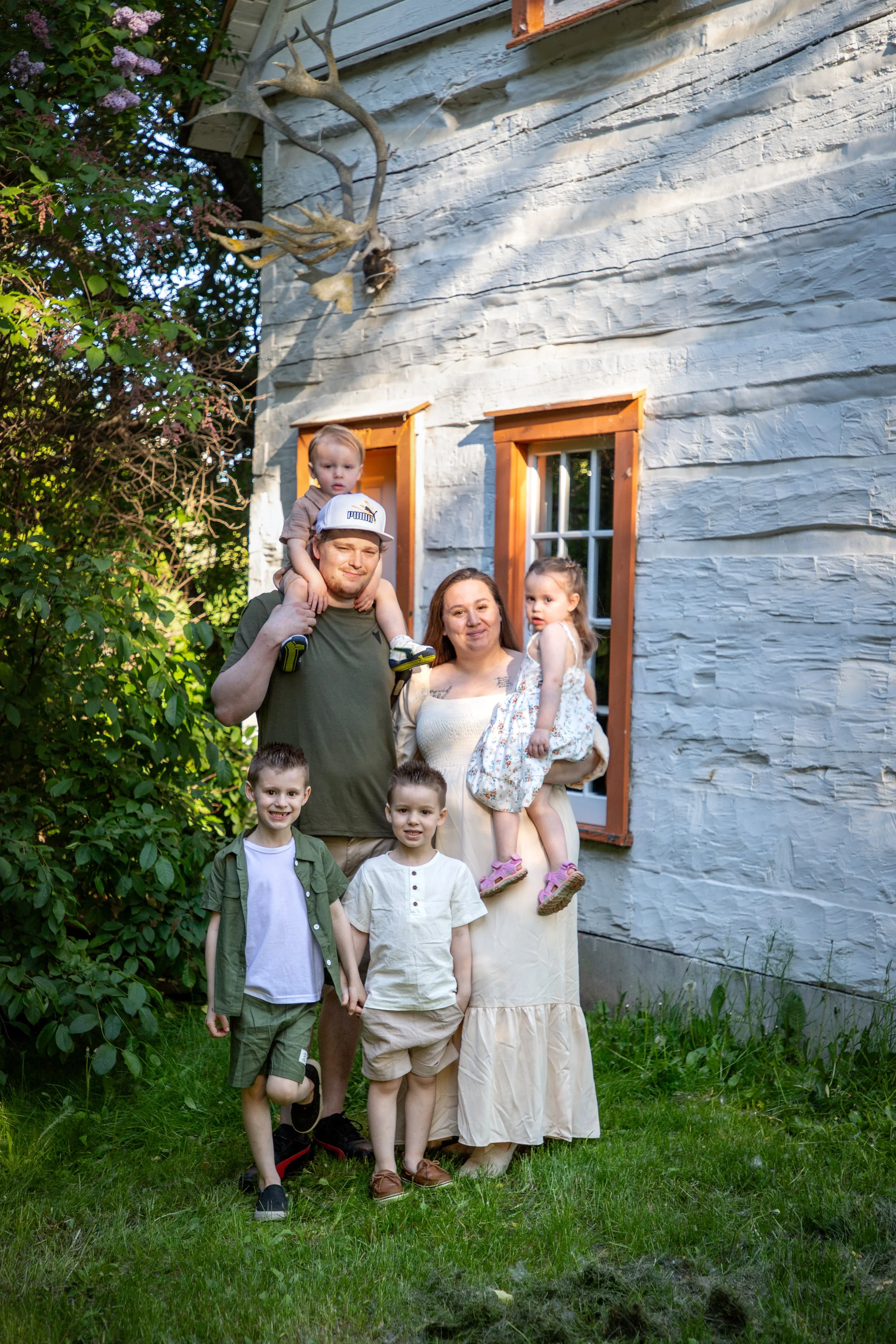 Outdoor Edmonton Alberta Family Photography