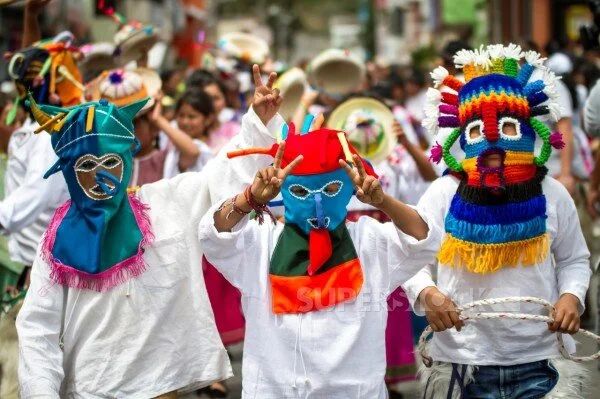 Mitología del Aya Uma