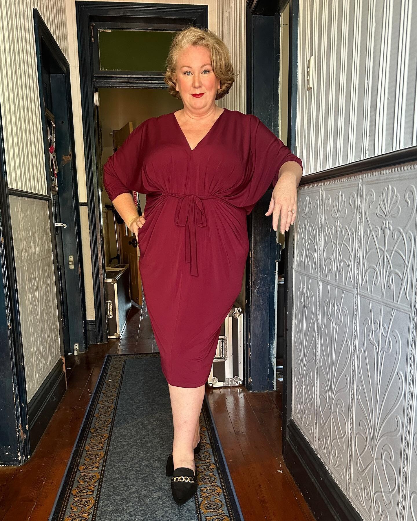 And some more amazing curvy goodness. 
Here we have:
The Moonlight Bird - the Nancy dress in a 22 - from &amp; she is perfect and so comfortable. The front tie detail cinches the waist&hellip; so flattering! It has a classic late 50s to early 60s aes