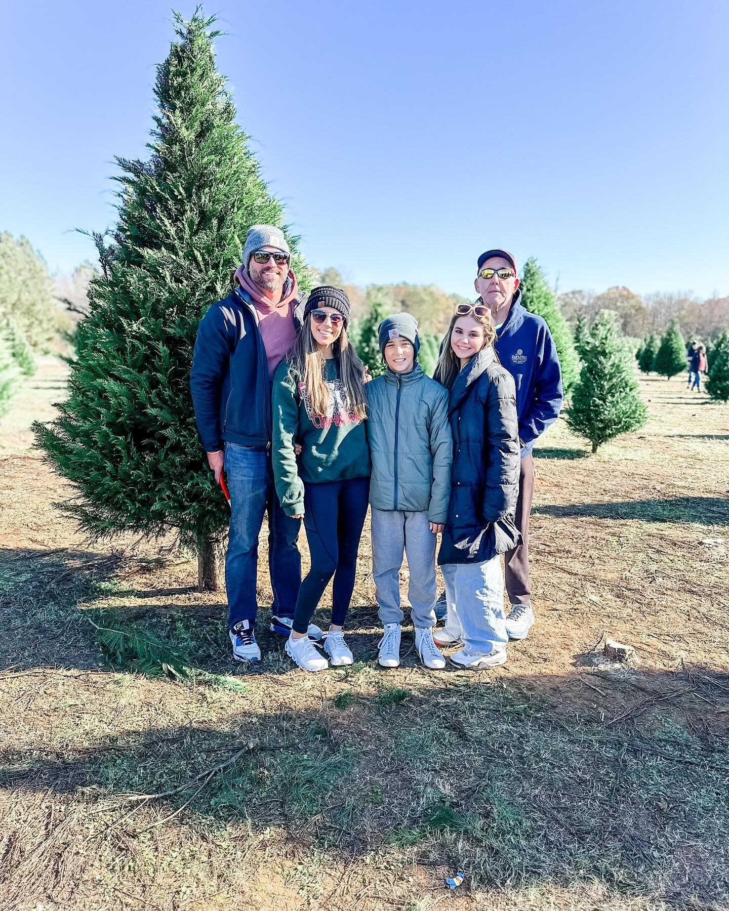 A Thanksgiving week full of gratitude and thankfulness in a season where it is hard to find. This family has been through the wringer this year. So much loss, death, what seemed like the end of many things-but we are learning to trust God in all thin