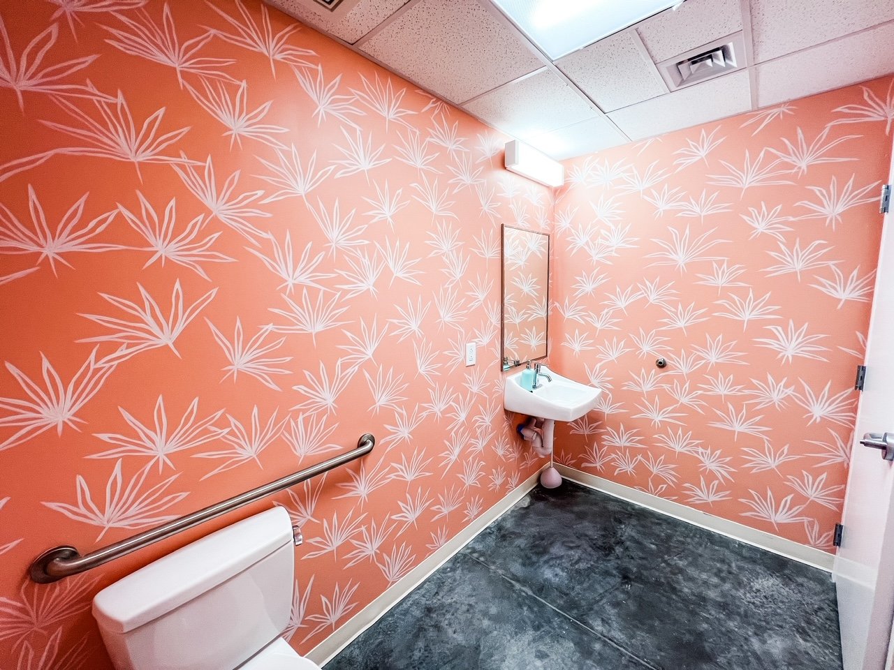 Whispy Palm Fronds Bathroom