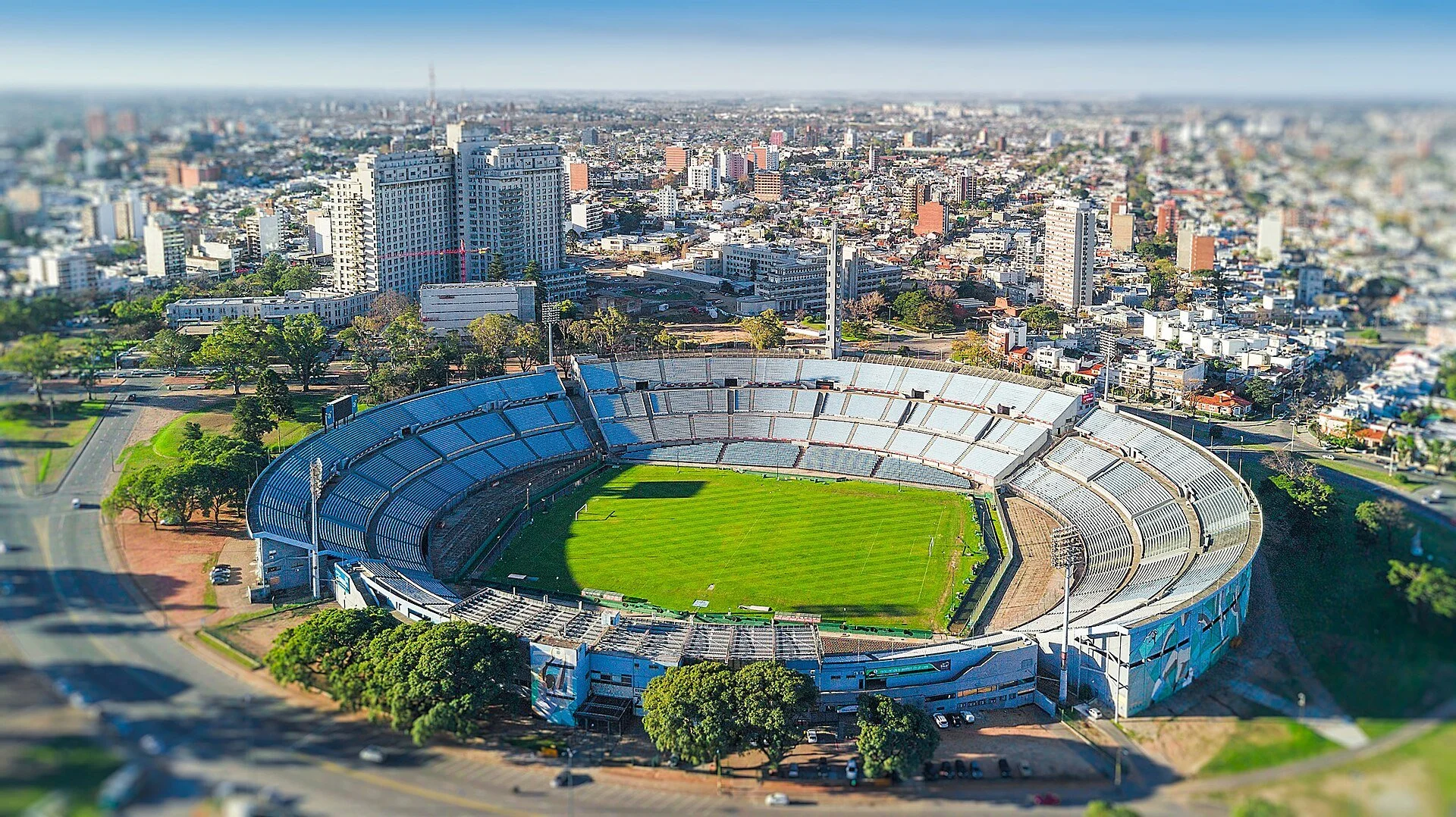 Estadio_Centenario_(vista_aérea).jpg