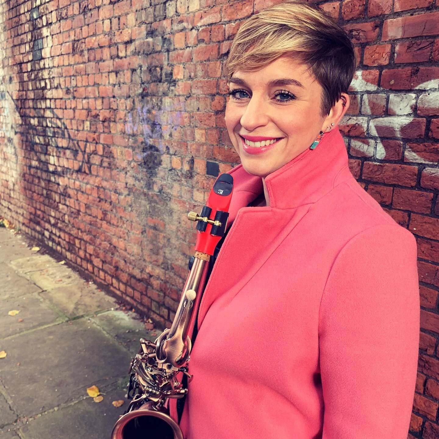 SairaSax | Saxophone Player for Weddings & Saxophone Lessons