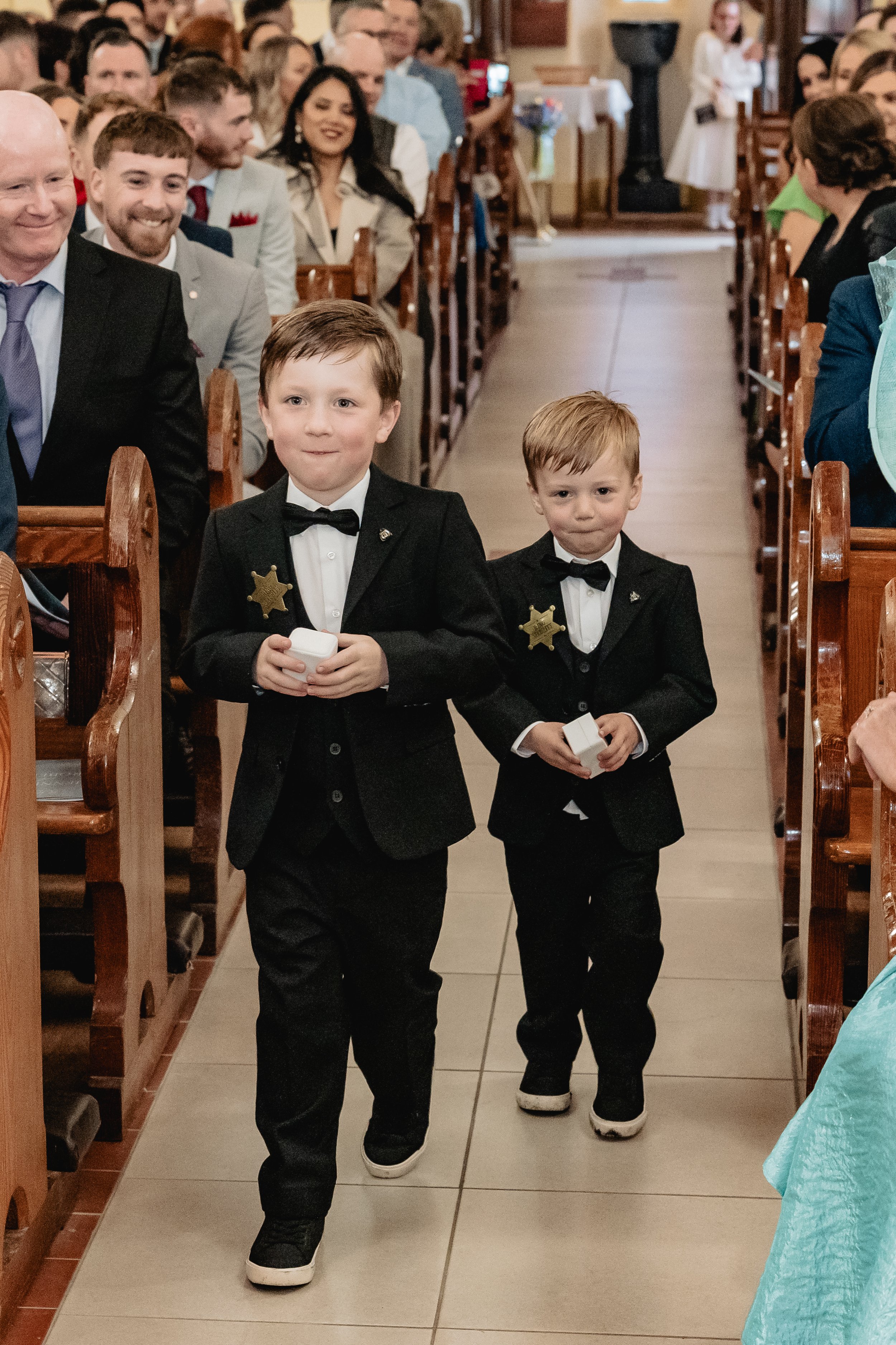 Lord-Bagenal-Inn-Carlow-Wedding-Photography-Daven-Casey-189.jpg