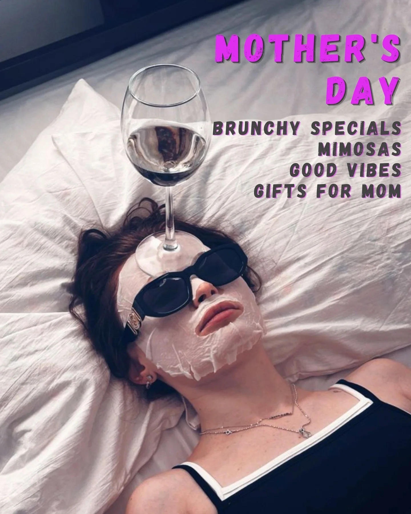 🥂ALL DAY BRUNCH. WITH MOM. AT SALT &amp; BUBBLES. SUNDAY, MAY 10TH🥂
Give mom what she really wants! (us) 
We&rsquo;re excited to see you! Chef has some extra special brunch items on the menu or come for the menu you know mom loves already. 

Can&rs
